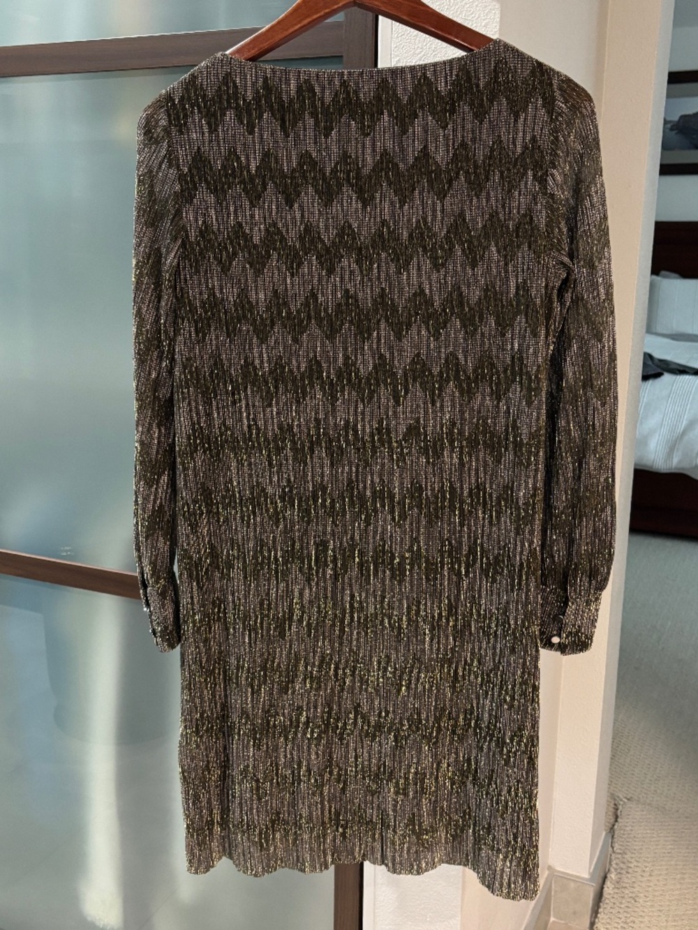 Banana Republic Shift Dress  (No Belt) - Gold & Silver Metallic Shimmer Size 4P - Picture 4 of 11